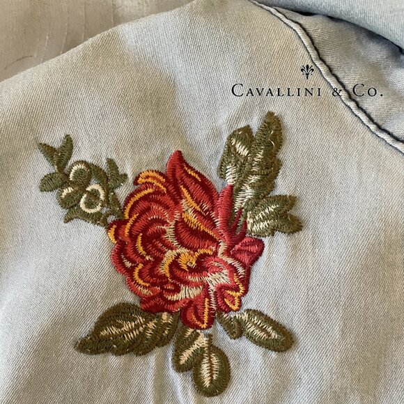 Cavallini & Co. Rose Embroidered Sleeveless Denim Shirt - Picture 6 of 7